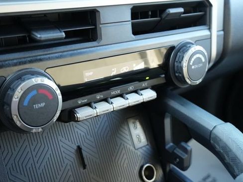 Used 2026 Toyota 4Runner SR5 RWD image 34