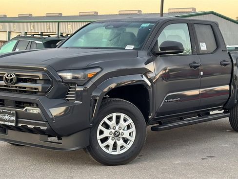 New 2025 Toyota Tacoma SR5 image 34