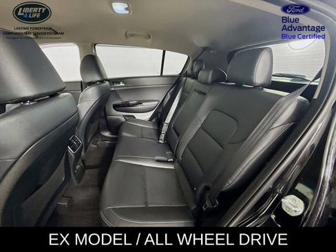 Used 2020 Kia Sportage EX image 22