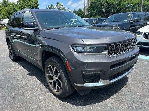 Used 2023 Jeep Grand Cherokee L Limited AWD/4WD image 6