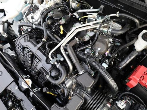 New 2025 Nissan Altima 2.5 SV image 24