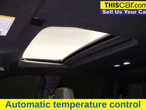 Used 2022 Chevrolet Silverado 1500 ZR2 w/ Technology Package image 19