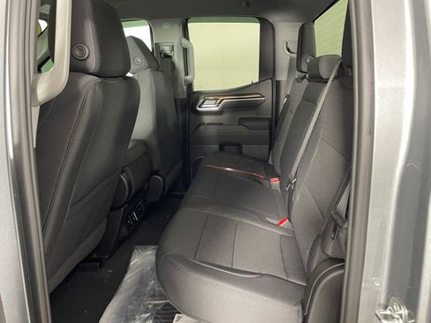 New 2026 GMC Sierra 1500 SLE w/ X31 Off-Road Package AWD/4WD image 15