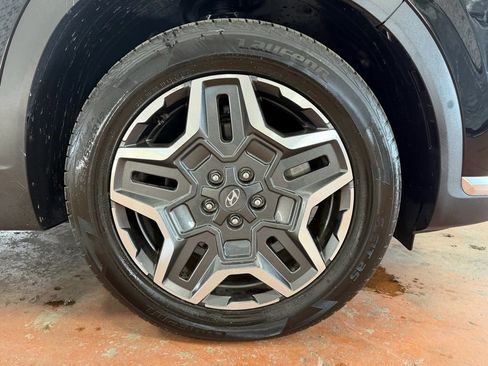 Certified 2023 Hyundai Santa Fe Limited image 8