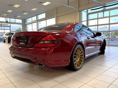 Used 2011 Mercedes-Benz SL 550 image 12
