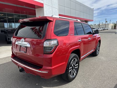 Used 2023 Toyota 4Runner Limited AWD/4WD image 4