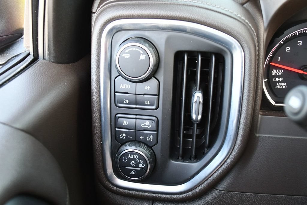 Used 2019 Chevrolet Silverado 1500 LTZ w/ LTZ Premium Package AWD/4WD image 58