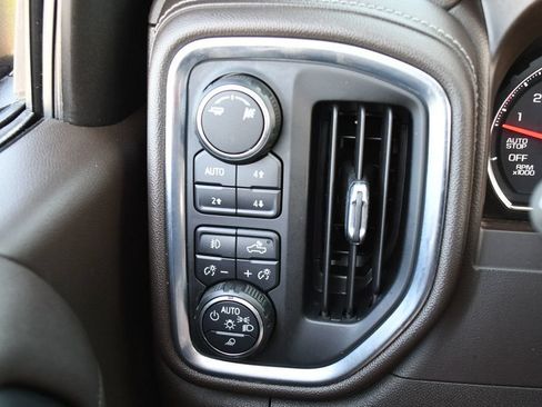 Used 2019 Chevrolet Silverado 1500 LTZ w/ LTZ Premium Package AWD/4WD image 58