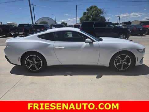 Used 2024 Ford Mustang Premium image 4