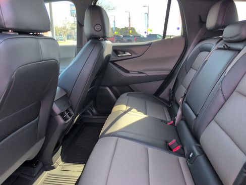 New 2026 Chevrolet Equinox LT w/ Convenience Package II image 33