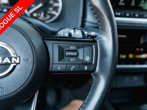 Used 2023 Nissan Rogue SL w/ SL Premium Package FWD image 17