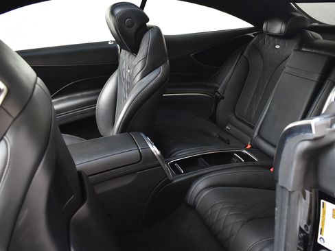 Used 2020 Mercedes-Benz S 560 4MATIC Coupe w/ AMG Line Exterior image 24