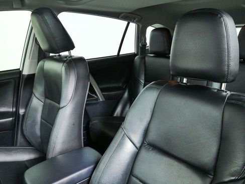 Used 2014 Toyota RAV4 XLE FWD image 5
