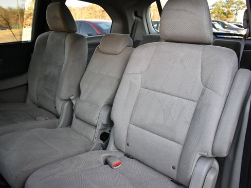 Used 2014 Honda Odyssey EX image 27