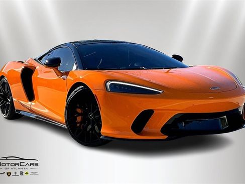 Used 2023 McLaren GT image 2