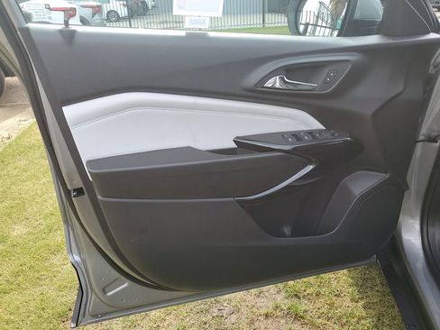 New 2026 Chevrolet Trax LT image 19