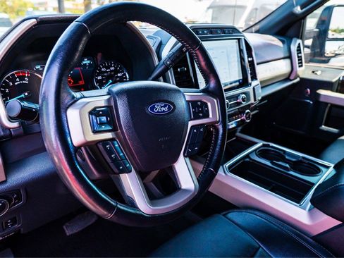 Used 2022 Ford F250 Lariat w/ Tremor Off-Road Package AWD/4WD image 8
