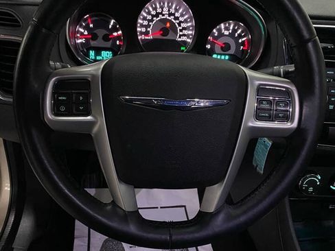Used 2014 Chrysler 200 Touring image 16