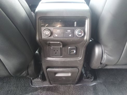 Used 2017 GMC Acadia Denali w/ Technology Package image 13