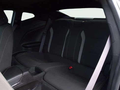 Used 2016 Chevrolet Camaro LT w/ Technology Package image 18