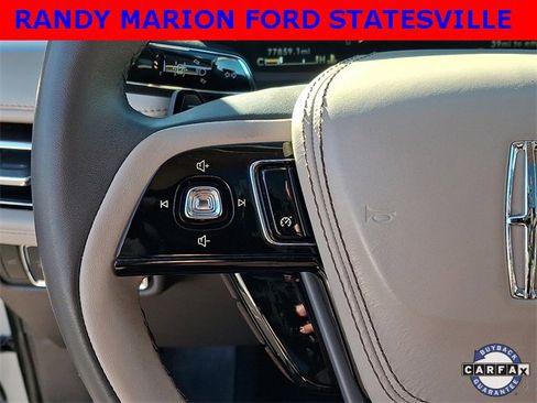 Used 2023 Lincoln Aviator AWD w/ Premium Package image 22