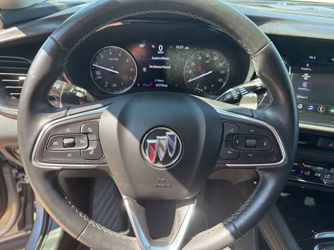 Used 2023 Buick Envision Essence image 11