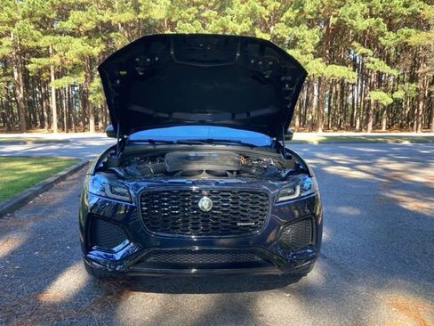 Used 2024 Jaguar F-PACE R-Dynamic S image 21