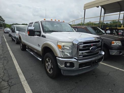 Used 2011 Ford F250 Lariat AWD/4WD image 4