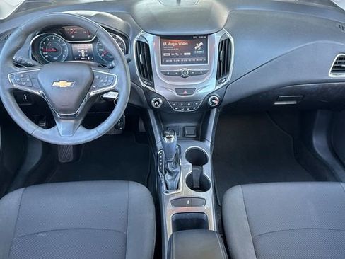 Used 2016 Chevrolet Cruze LT image 15