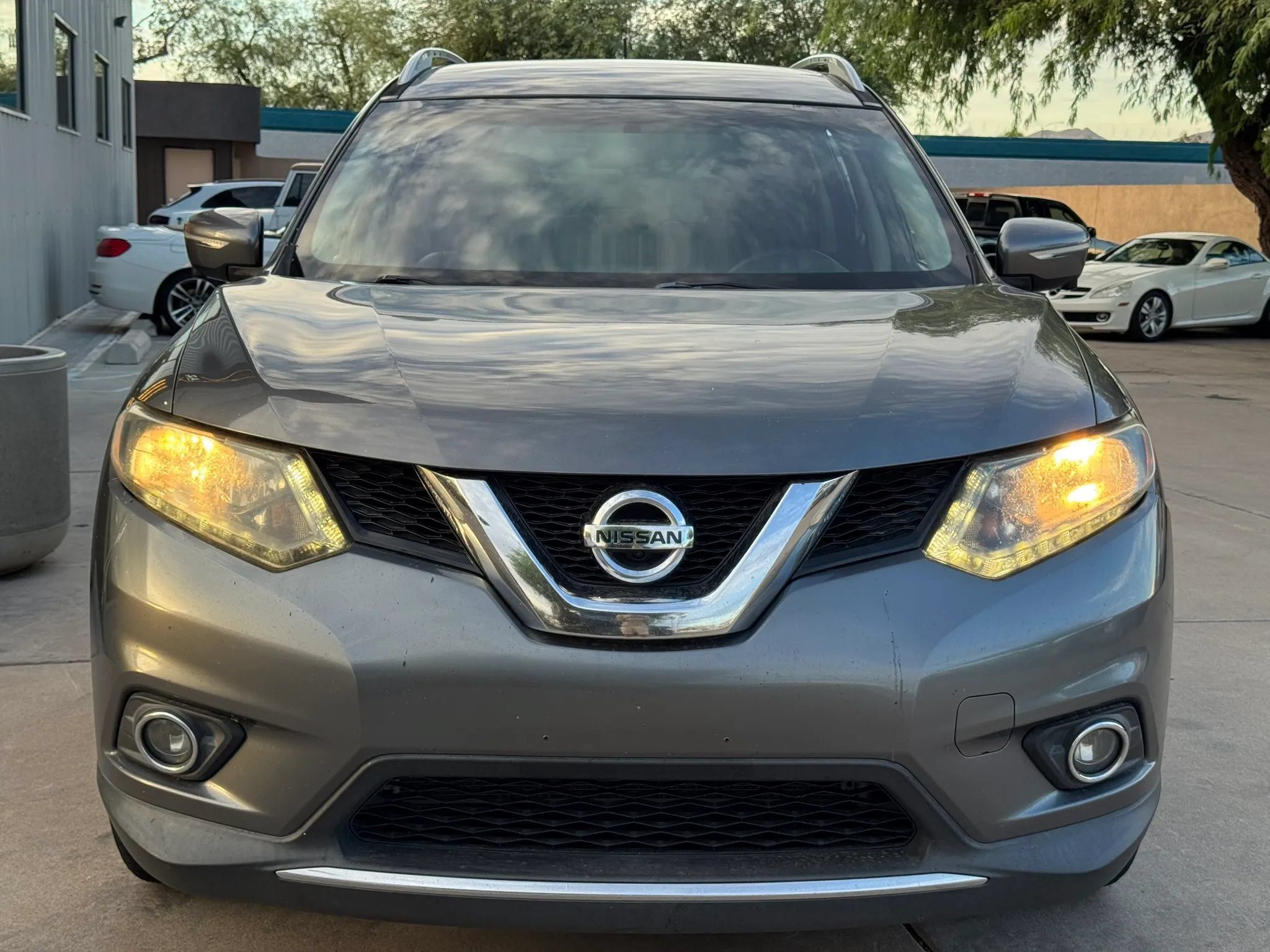 Used 2015 Nissan Rogue SL FWD image 3