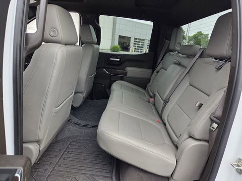Used 2021 GMC Sierra 1500 SLT AWD/4WD image 10