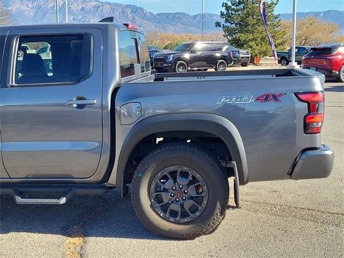 Used 2023 Nissan Frontier PRO-4X w/ Pro-4X Premium Package image 6