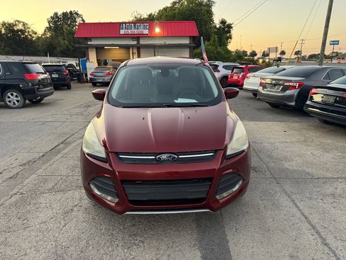 Used 2014 Ford Escape SE image 2