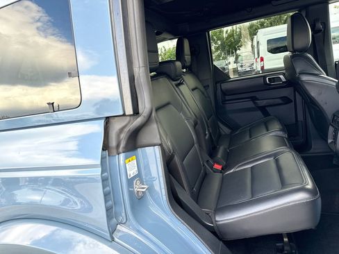 Used 2025 Ford Bronco Outer Banks image 27