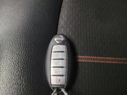 Used 2022 Nissan Altima 2.5 SR FWD image 32