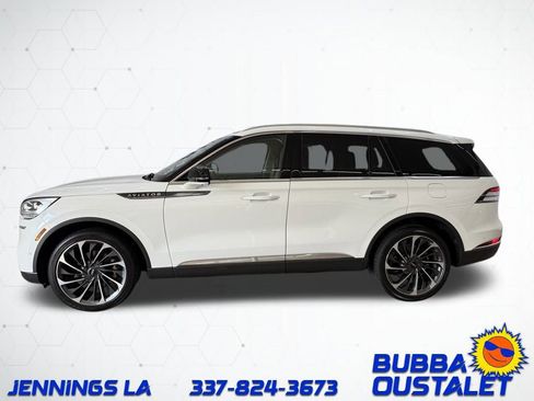 Used 2022 Lincoln Aviator Reserve w/ Equipment Group 201A image 3