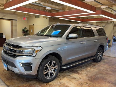 Used 2023 Ford Expedition Max Limited image 14