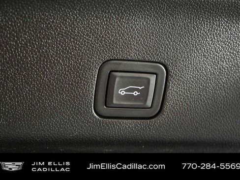 Used 2024 Cadillac Escalade ESV Sport image 36