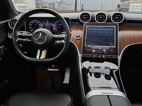 Used 2024 Mercedes-Benz GLC 300 4MATIC image 20