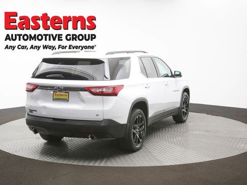 Used 2021 Chevrolet Traverse LT image 41