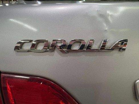 Used 2010 Toyota Corolla LE image 11