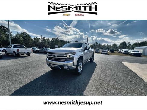 Used 2019 Chevrolet Silverado 1500 LTZ w/ LTZ Premium Package image 1