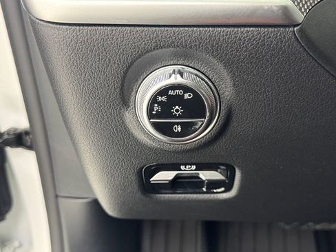 Used 2024 Mercedes-Benz C 300 4MATIC Sedan image 26