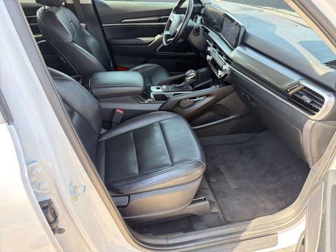 Used 2025 Kia Telluride S image 31