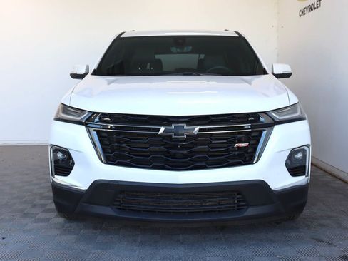Used 2023 Chevrolet Traverse RS w/ LPO, Cargo Package FWD image 2