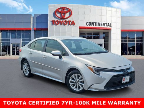 Certified 2023 Toyota Corolla LE w/ LE Convenience Package FWD image 1