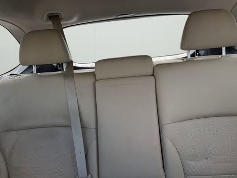 Used 2019 Subaru Outback 2.5i Limited AWD/4WD image 11