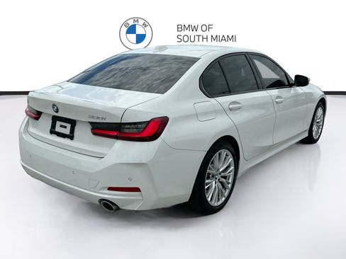 Certified 2023 BMW 330i Sedan w/ Convenience Package RWD image 7