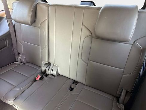 Used 2020 GMC Yukon Denali RWD image 12