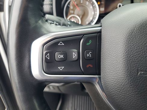 Used 2022 RAM 1500 Laramie AWD/4WD image 11